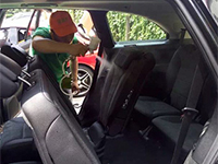 車內(nèi)甲醛事件頻發(fā)，汽車也要除甲醛